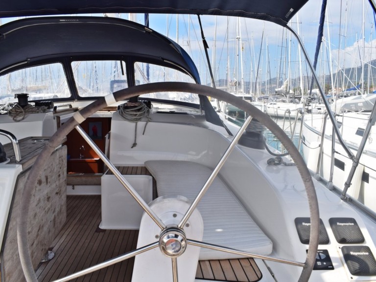 Rent a Bavaria Cruiser 51 Kaštela
