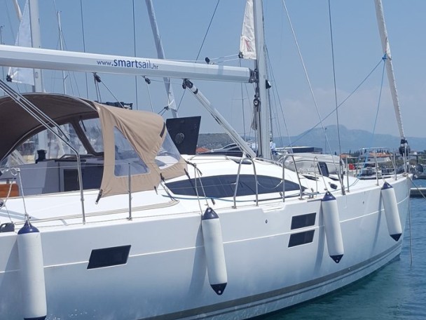 Bareboat Rental Sailboat Elan with a boat licence