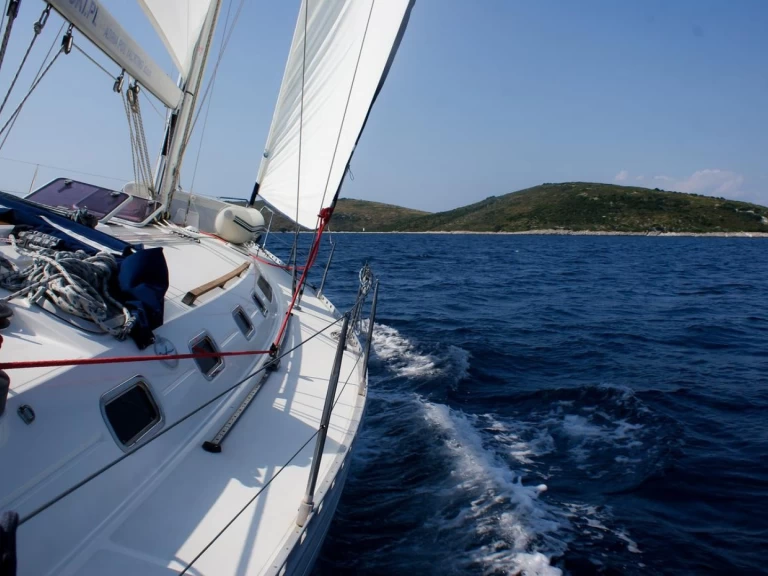Dufour Dufour 45 Classic in Zadar on SamBoat