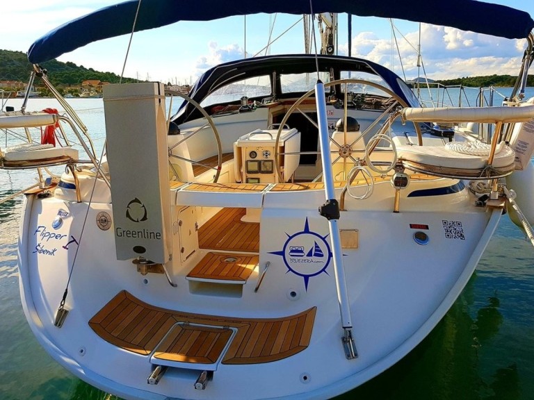 Bavaria Bavaria 44 charter bareboat or captained in  Jezera