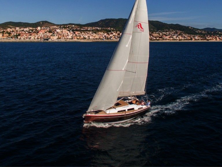 Bareboat Rental Sailboat Hanse with a boat licence