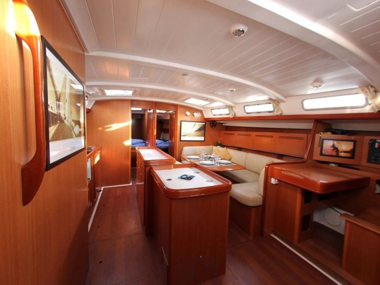 Yacht charter Alimos cheap Cyclades 50.5