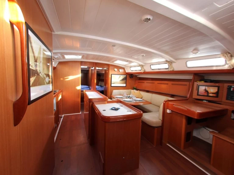 Yacht charter Alimos cheap Cyclades 50.5