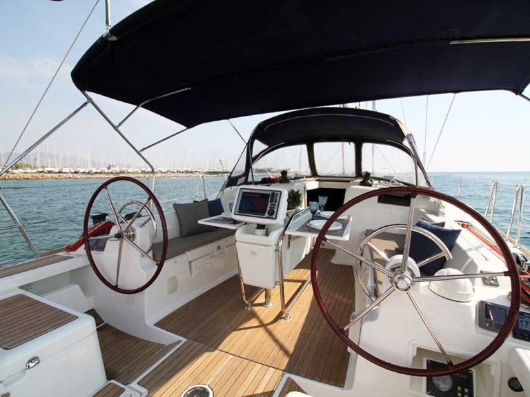 Yacht charter Alimos cheap Sun Odyssey 439