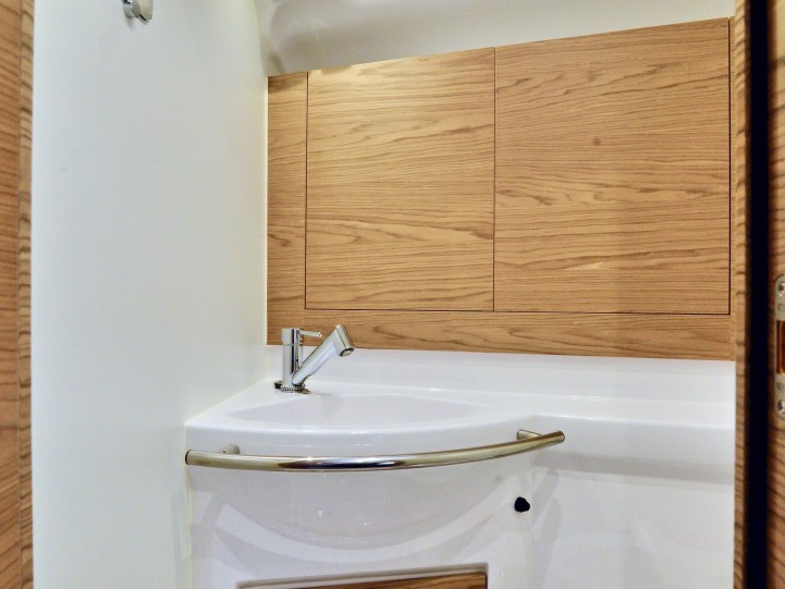 Boat rental Elan Impression 40 in Šibenik on Samboat