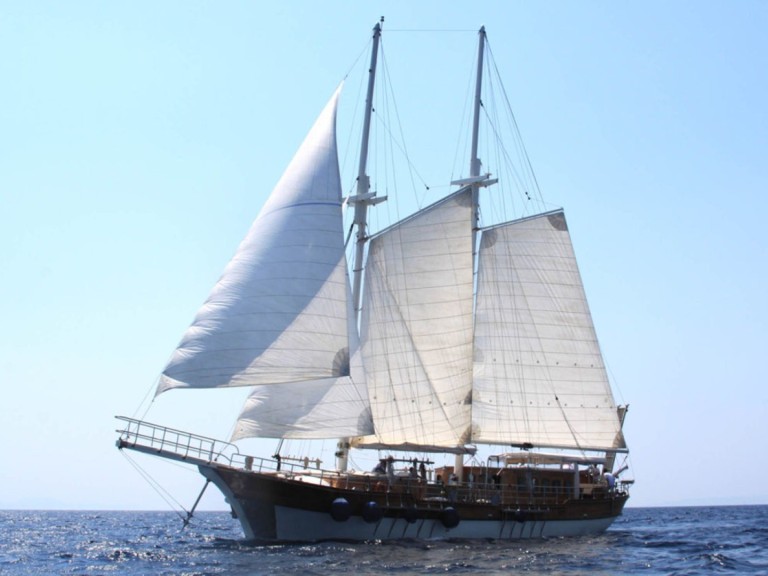 Sailboat for rent Split at the best price