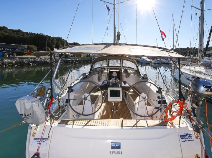 Sailboat for rent Marina Veruda at the best price