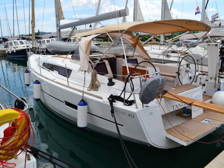 Yacht charter Sukošan cheap Dufour 412 Grand Large