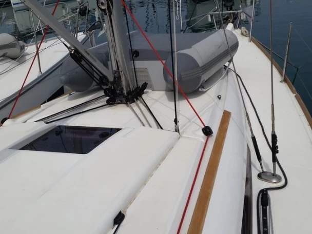 Sailboat rental with or without captain Jeanneau Sukošan