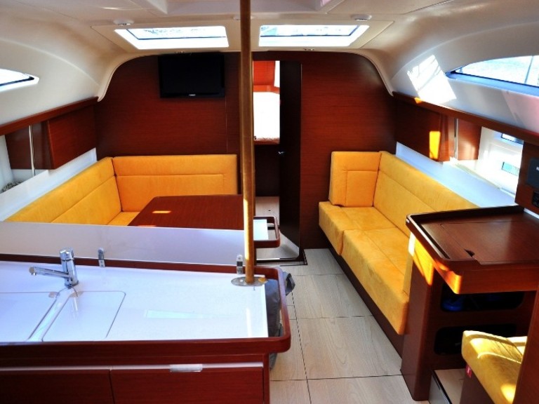 Boat rental Elan Impression 444 in Izola on Samboat