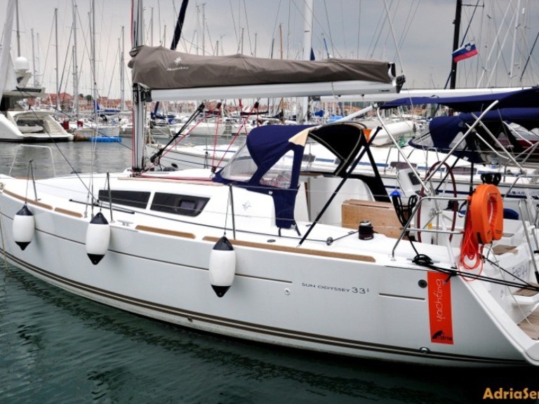 Yacht charter Izola cheap Sun Odyssey 33i
