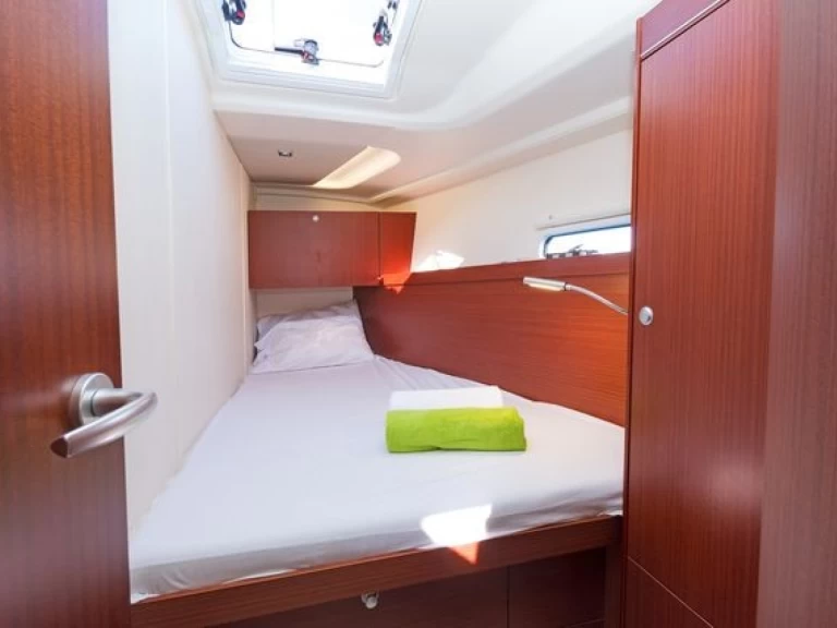 Rent a Hanse Hanse 455 Kos