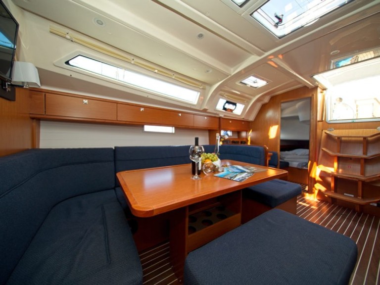 Yacht charter Murter-Kornati cheap Cruiser 41