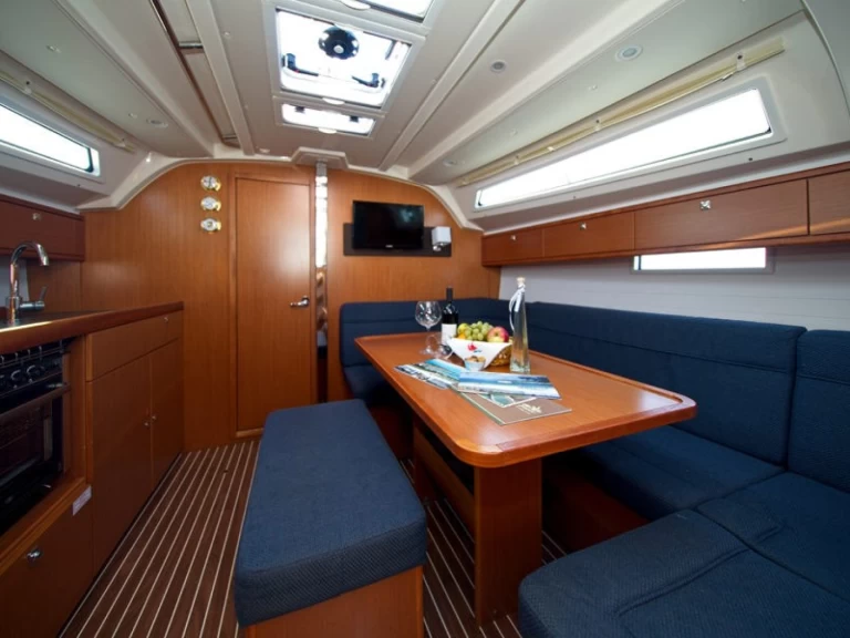 Bareboat Rental Sailboat Bavaria with a boat licence