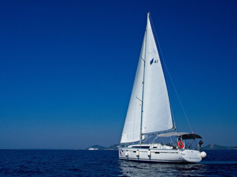 Sailboat rental in Murter-Kornati - Bavaria Cruiser 41