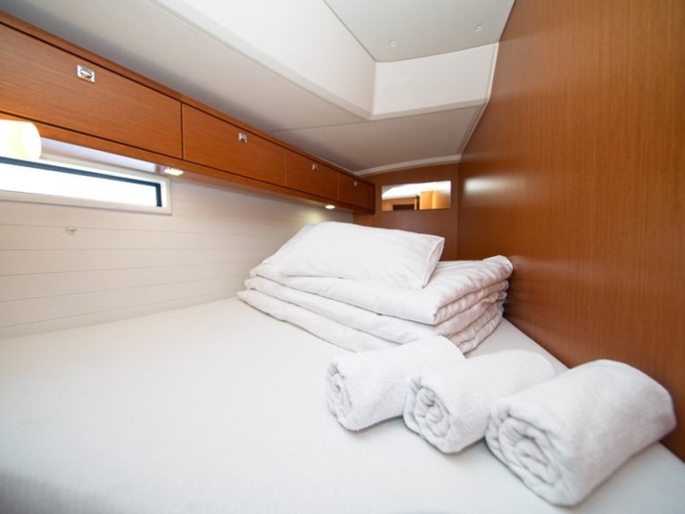 Sailboat rental in Murter-Kornati - Bavaria Cruiser 46