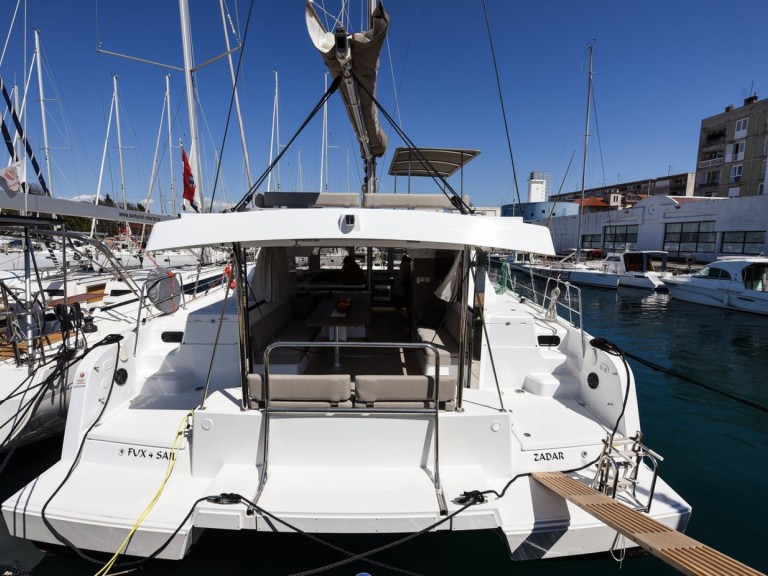 Yacht charter Zadar cheap Bali Catspace Voile