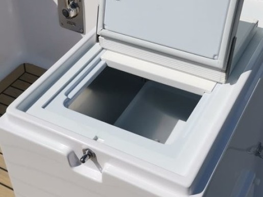 Elan Impression 45.1 in Zadar on SamBoat