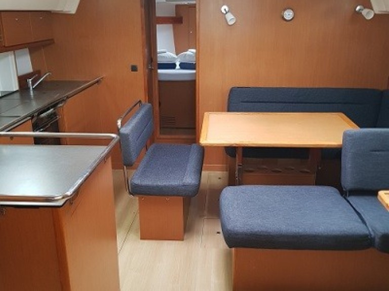 Bavaria Cruiser 45 in Trogir on SamBoat