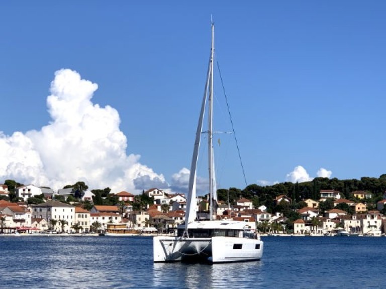 Catamaran rental in Rogoznica - Lagoon Lagoon 40