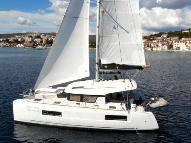 Catamaran rental with or without captain Lagoon Rogoznica