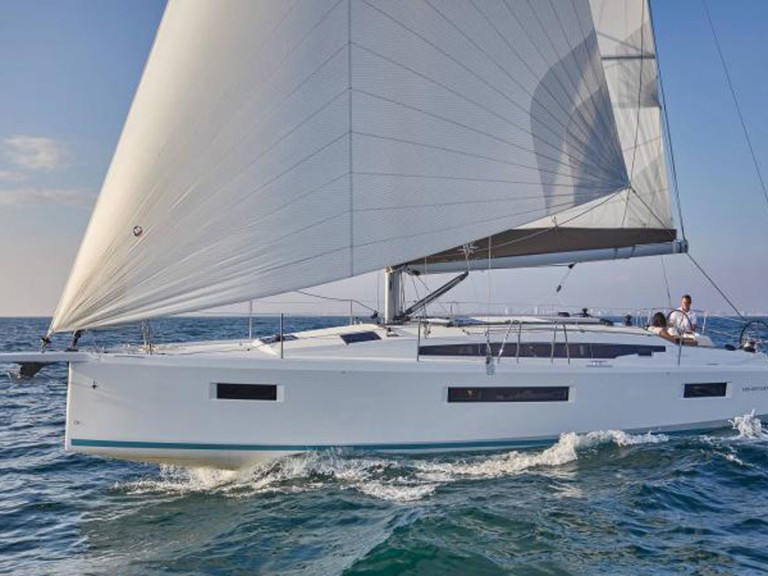 Sailboat rental with or without captain Jeanneau Punat