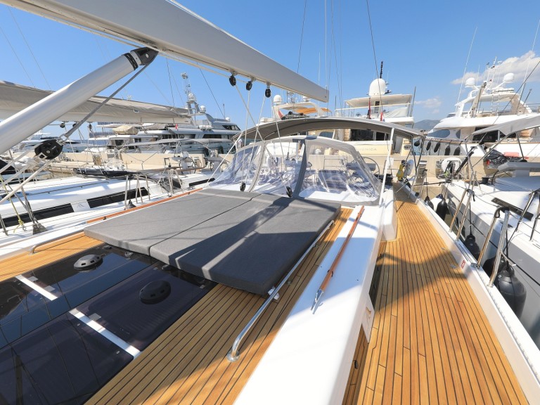 Sailboat for rent Kaštela at the best price