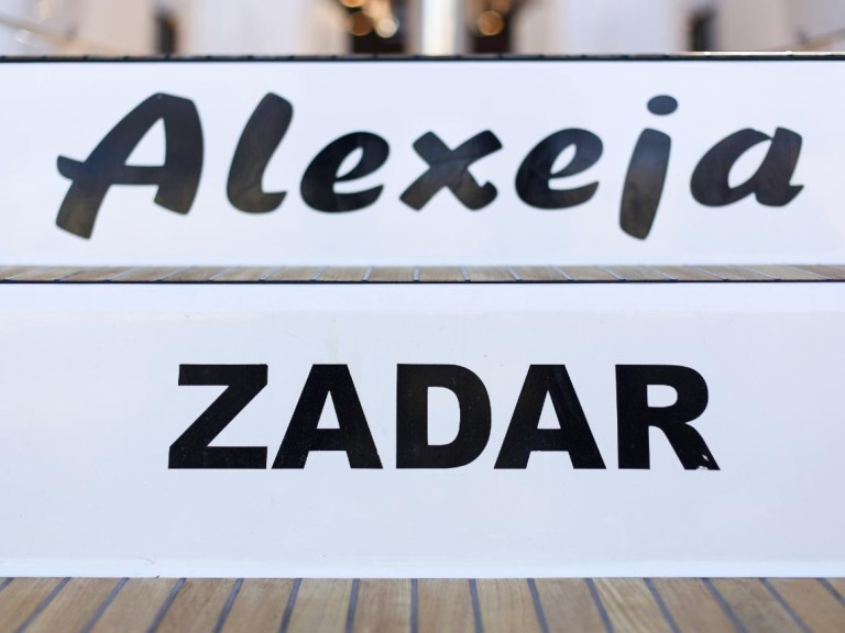 Bareboat Rental Sailboat Bavaria with a boat licence