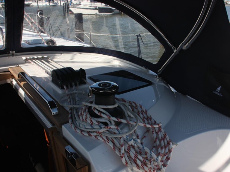 Yacht charter Lelystad cheap Cruiser 46
