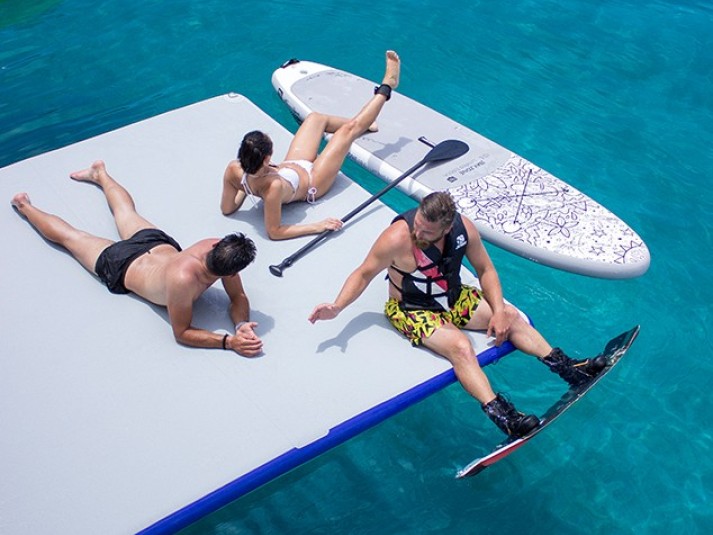 Catamaran for rent Alimos at the best price