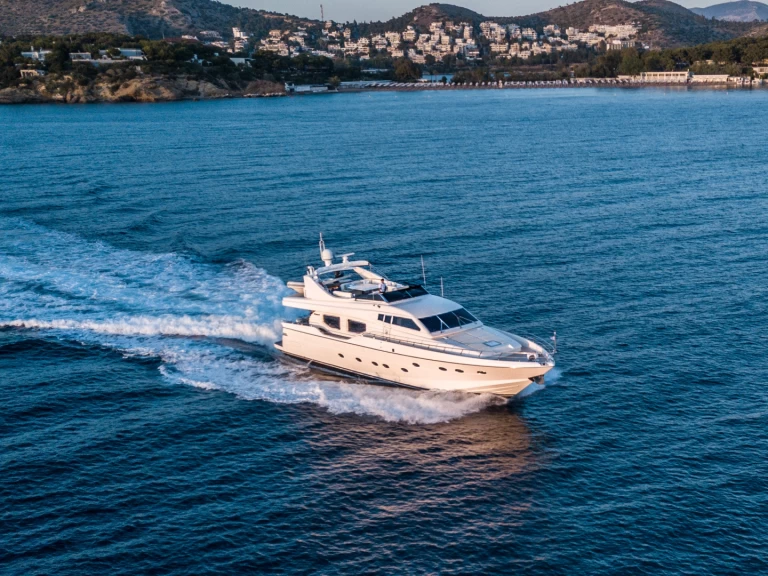 Boat rental Posillipo Posillipo Technema 80 in Alimos on Samboat