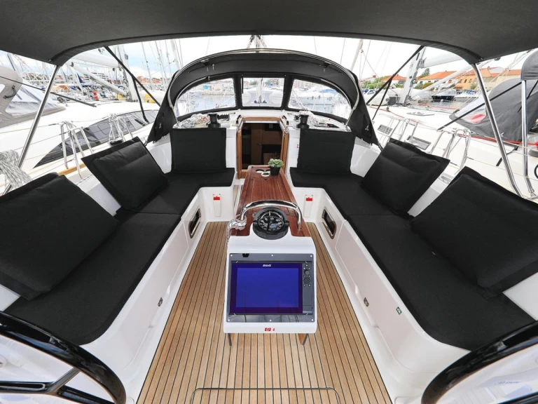 Bavaria Cruiser 46 in Biograd na Moru on SamBoat