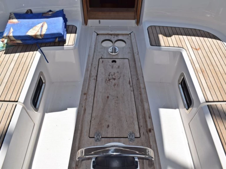 Boat rental Bavaria Cruiser 46 in Zaton on Samboat