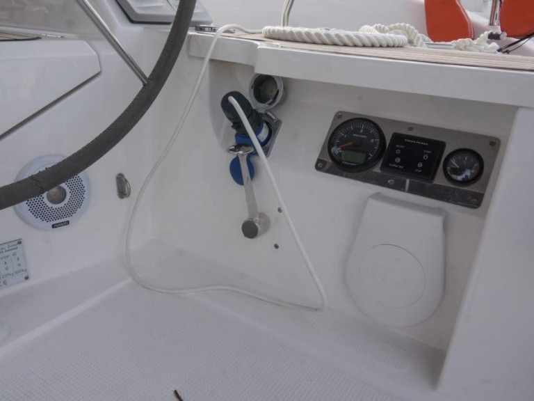 Bavaria Cruiser 46 in Seget Donji on SamBoat