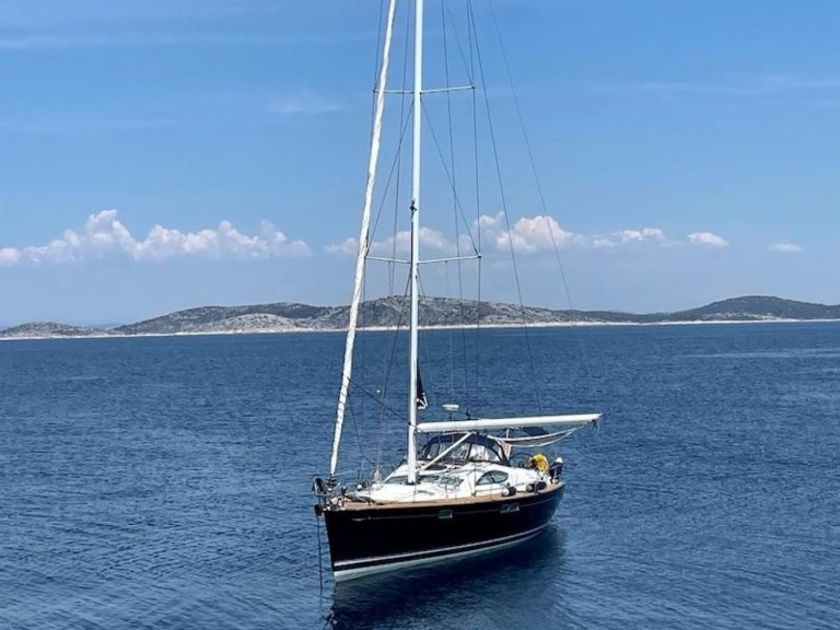 Jeanneau Sun Odyssey 54 DS charter bareboat or skippered in  Mandalina Marina