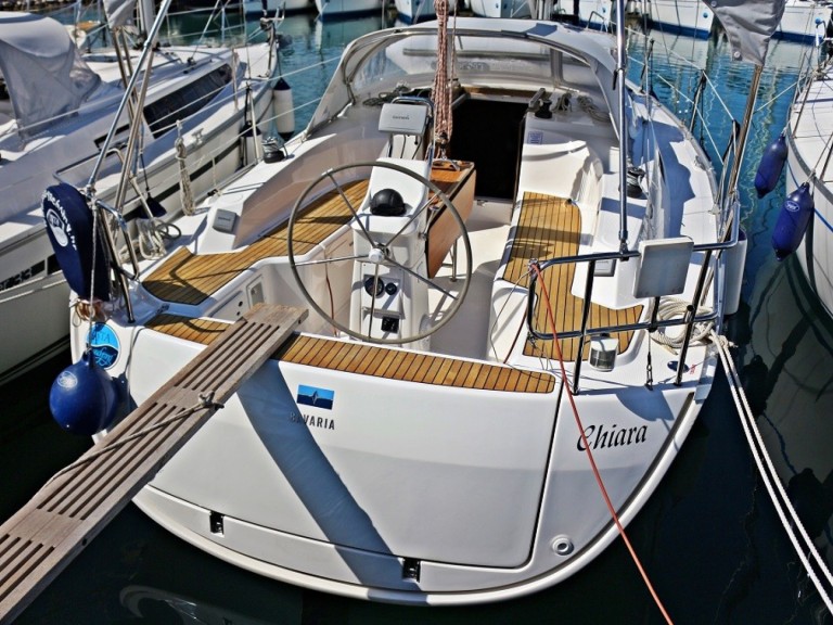 Rent a Bavaria Cruiser 33 Sukošan