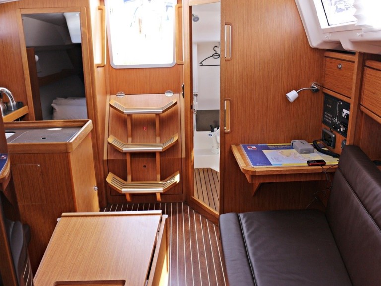 Sailboat for rent Sukošan at the best price