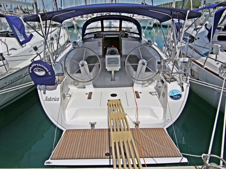 Sailboat for rent Sukošan at the best price