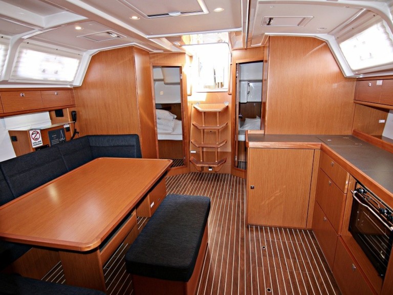 Yacht charter Sukošan cheap Cruiser 46