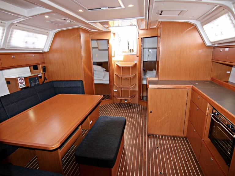Yacht charter Sukošan cheap Cruiser 46