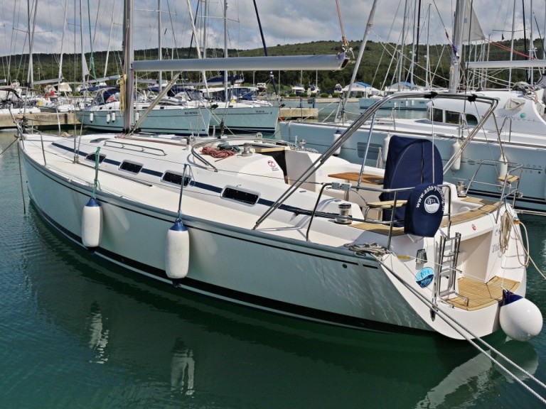 Eminence Eminence 40 in Sukošan on SamBoat