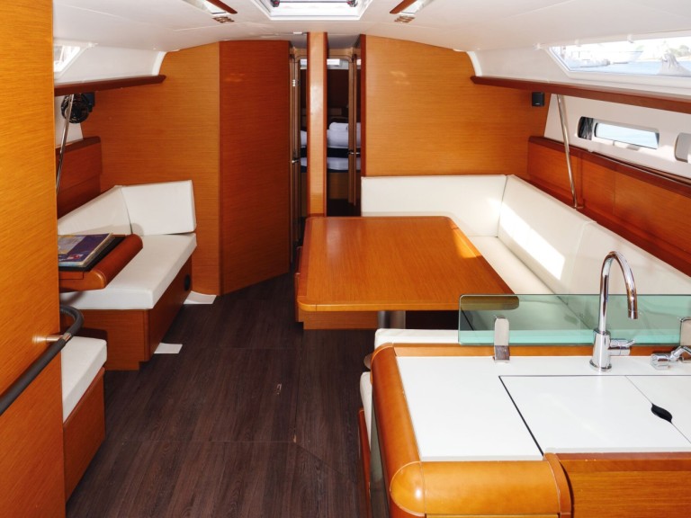 Bareboat Rental Sailboat Jeanneau with a boat licence