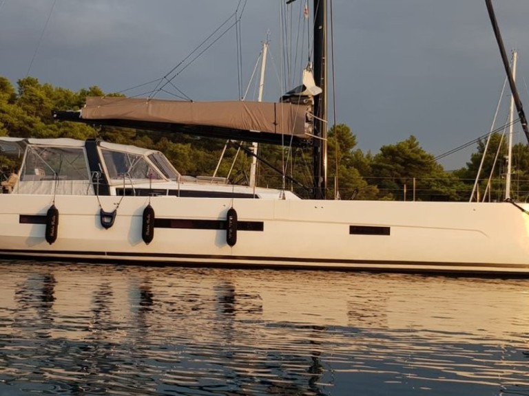 Rent a Dufour Dufour 63 Exclusive Primošten