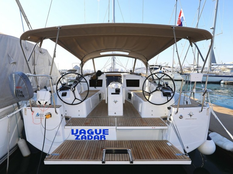 Sailboat rental in Zadar - Jeanneau Sun Odyssey 410