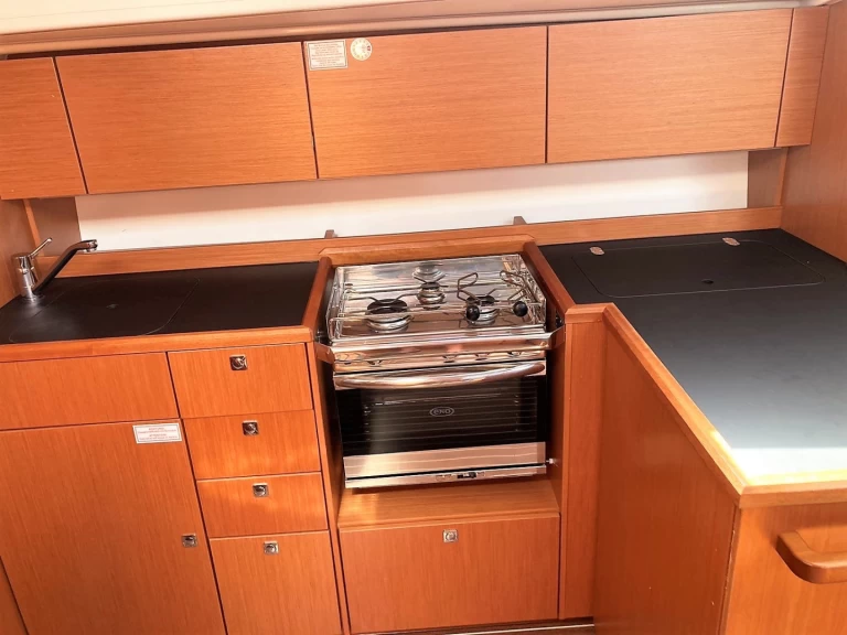 Sailboat rental with or without captain Bavaria Alimos