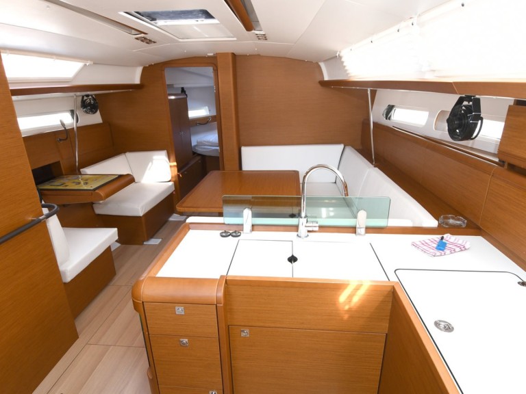 Yacht charter Komolac cheap Sun Odyssey 419