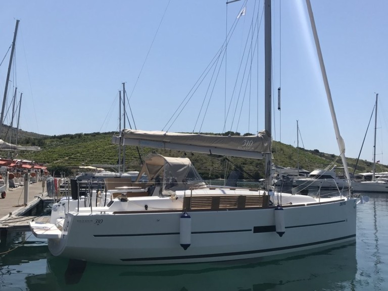 Sailboat rental with or without captain Dufour Primošten