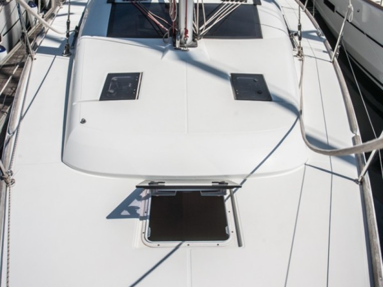 Dufour Dufour 350 Grand Large in Primošten on SamBoat