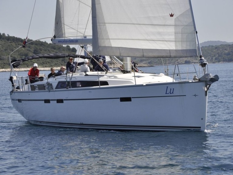 Rent a Bavaria Cruiser 51 Rogoznica