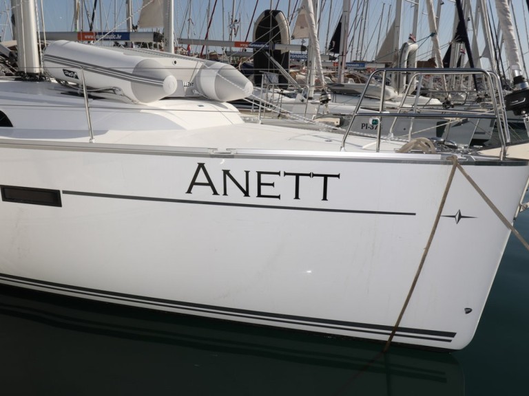 Rent a Bavaria Cruiser 46 Biograd na Moru